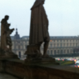 La queue au Louvre L’année n’a plus qu’un jour à vivre et moi j’en profite pour aller au Louvre. C’est sympa d’avoir une carte Louvre jeune et de pouvoir entrer quand on le souhaite...