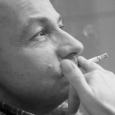Je n’arrive pas à ne pas aimer Houellebecq Alors que les médias nous informent que depuis quelques jours nous n’avons plus aucune trace de lui, je ne peux m’empêcher de revenir sur ma relation littéraire avec Michel Houellebecq...