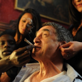 La morale intouchable ? Après quelques semaines d’hésitation, je suis allé voir le film Intouchables. Oui, le fameux. En général, lorsque qu’il y a un engouement pour quelque chose, qu’il devient un phénomène de...